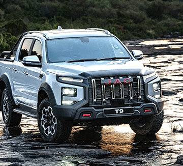 jac 1 Plenty of substance to go with striking style