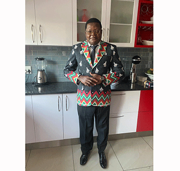 Opinion –  Do not address yourself as  Doctor before graduation