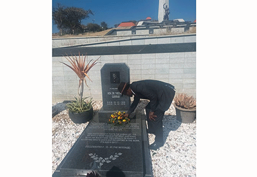 A visit to the final resting  place of Theo-Ben Gurirab