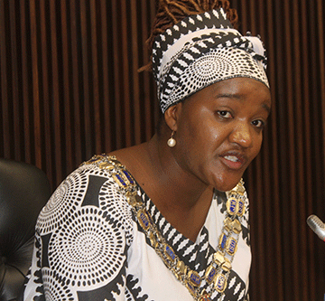 lutombi Lutombi serves City CEO ultimatum