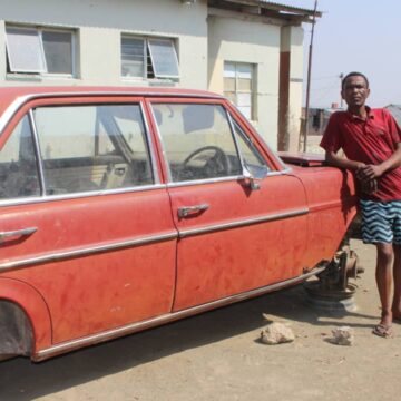 mechanic No education but making a living