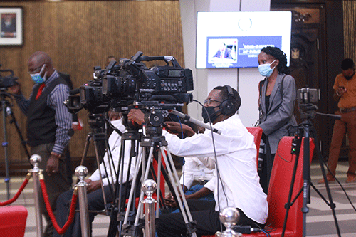 Ncube scoops Vice-Chancellor Award