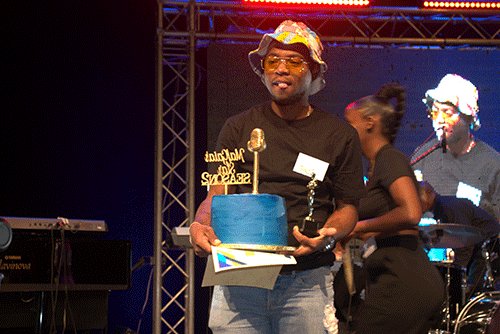 Second-time lucky Larcos wins Next Ma/Gaisa Star …buying a donkey for potjie