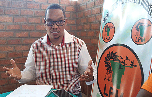 Swartbooi hints at Namdeb corruption