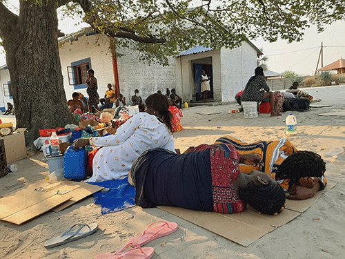 Pregnant women sleep next to Onandjokwe mortuary