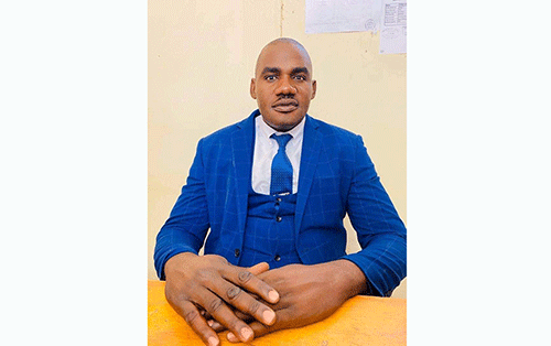 Threatening   teacher out on bail 