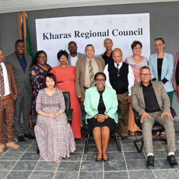 pm PM implores //Kharas politicians to unite