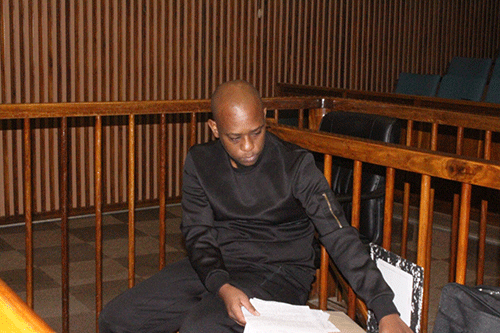 Fraud accused told to get lawyers 