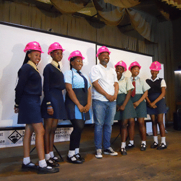 stem Girls too can become engineers