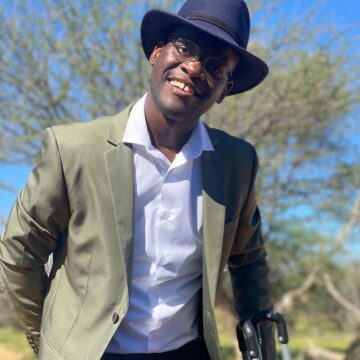 tjiteere 1 Lawyer dumps Katjaimo