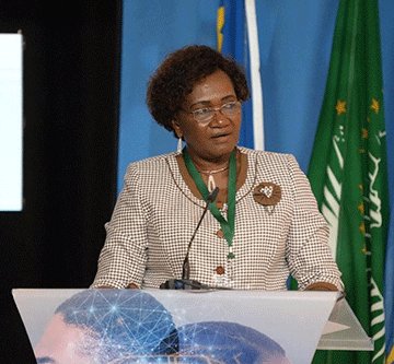 Kandjii Murangi: VTCs must prepare for green hydrogen, oil