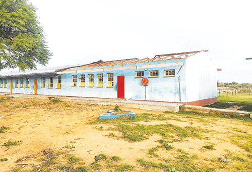 Winds cause damage to Otjozondjupa schools