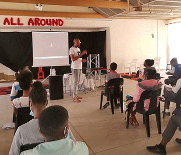 witbeen Popya with Leonard Witbeen – C-Drive project to help students achieve C symbols