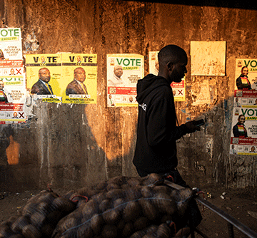 Young Zimbabwean voters dare to hope for change