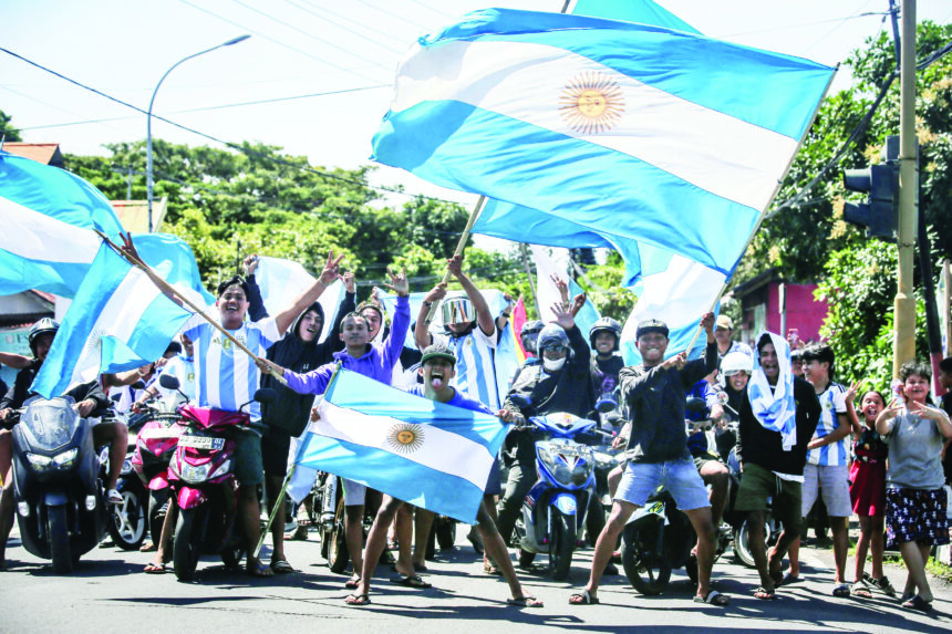 Scaloni hails Argentina for ‘Triple Crown’ triumph