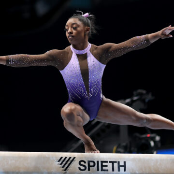 Biles poised to reclaim Olympic throne after Tokyo tumult