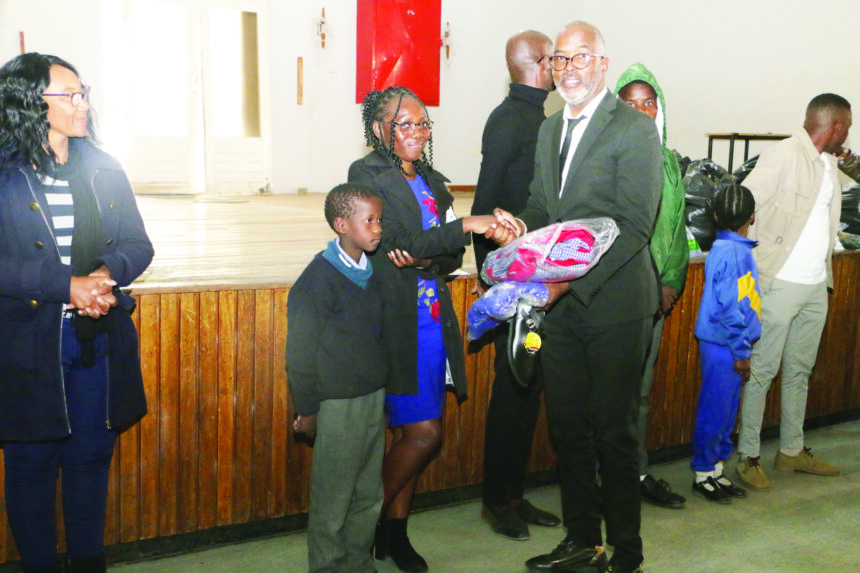 Destitute Katutura pupils receive uniforms