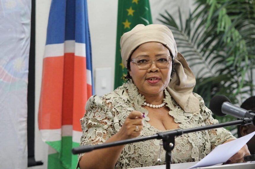 Hanse-Himarwa a pewa efudiko lopambelewa 