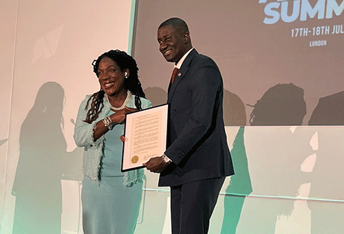 Andre, Uerikua shine at leadership awards 