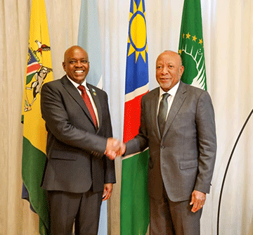 Namibia-&-Botswana-- Namibia naBotswana taya longele kumwe ya yambule po omahupilo