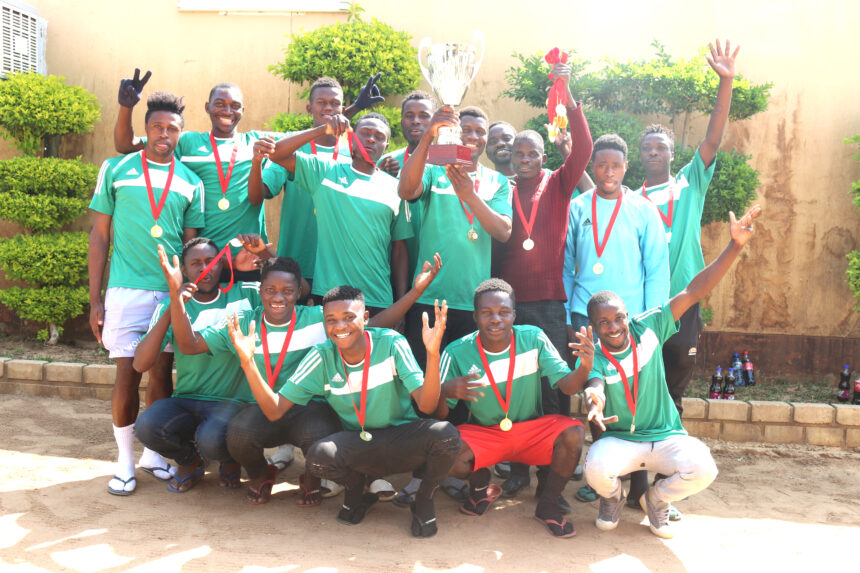 Kulisuka Palace win second division