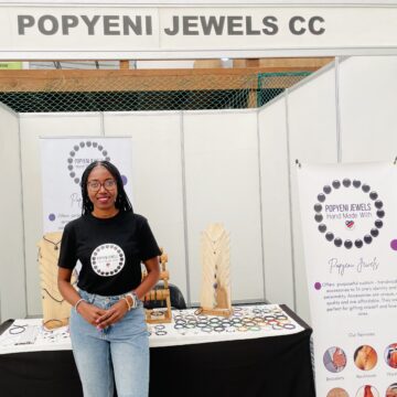 Biochemist turned jeweller thrives