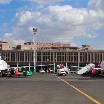 Kenya aviation workers to strike over airport deal