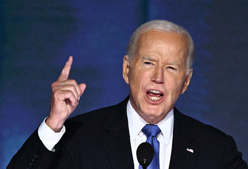 Judge suspends Biden immigration reform