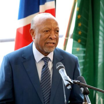 Mbumba Mbumba takes centre-stage in global reboot talks