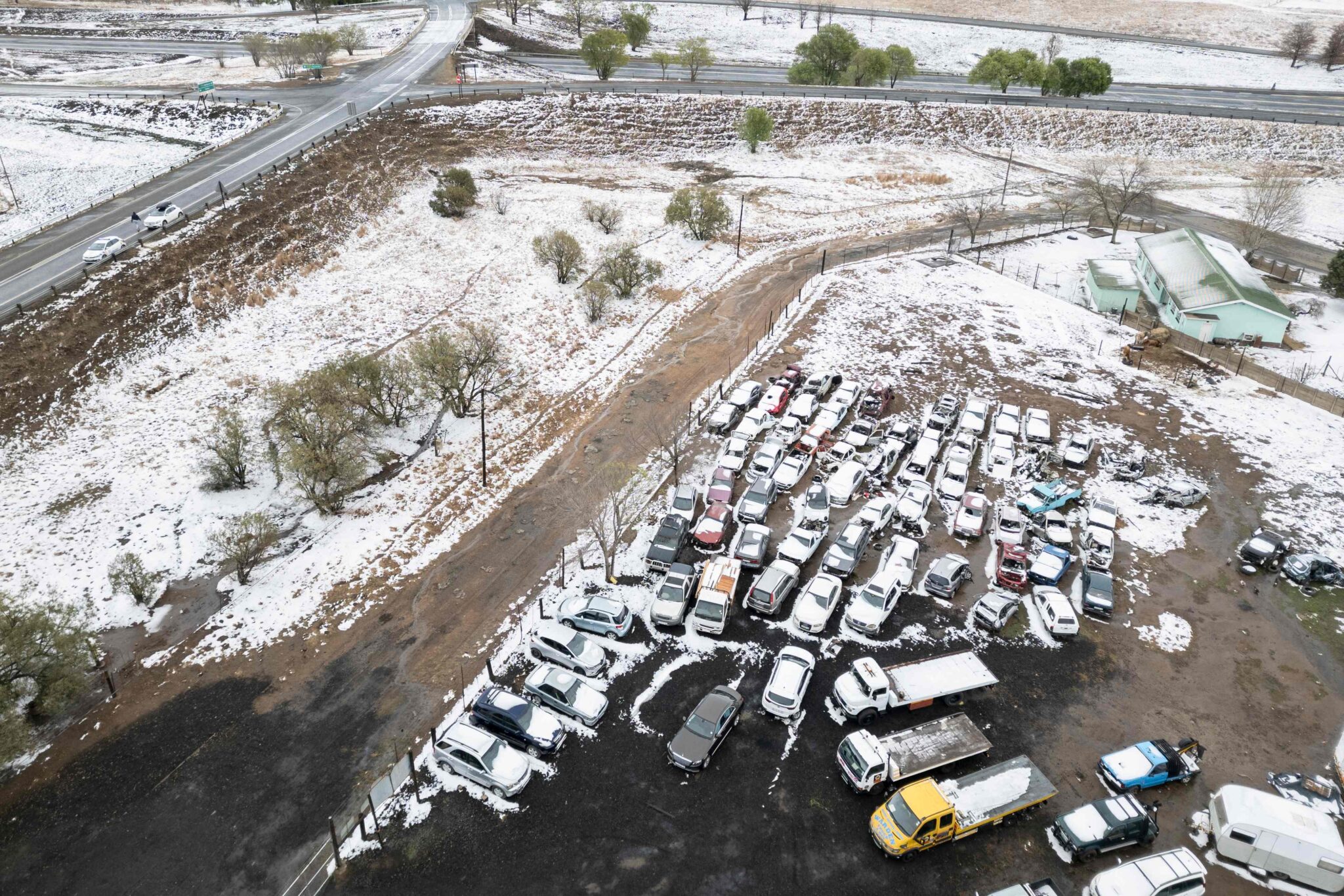 One person dies in SA snow traffic back up New Era