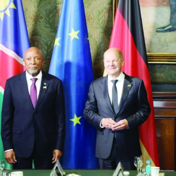 Mbumba meetsGerman leaders