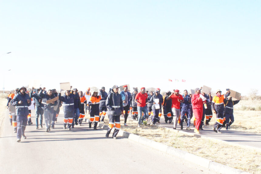 N$18 minimum wage N$18 !khō!oamaris ge 2025ǁî kurib !aroma a ǁawoǁawosa … ǁgâusîsenaon tsî !garo!ā sîsenaon nî kurikorobe ǀgapiǀgapibahese