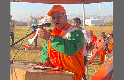 LPM launches incomplete manifesto …as Swartbooi accuses journalist of intoxication
