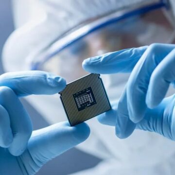 China curbs exports of key chipmaking components to US