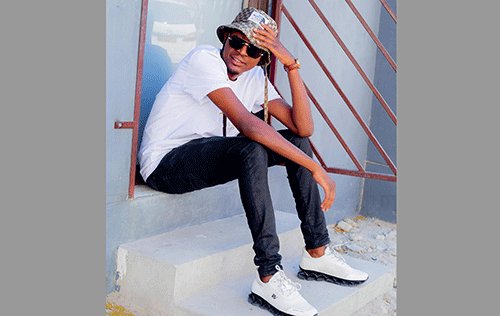 Suko-White-4 Suko White ropes in Exit for UK bash