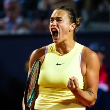 Another win for Sabalenka … as rain hampers opening day