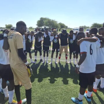 Nine Eleven, Gerros Uri-Khob lead chasing pack