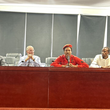 Opposition rallies behind IPC