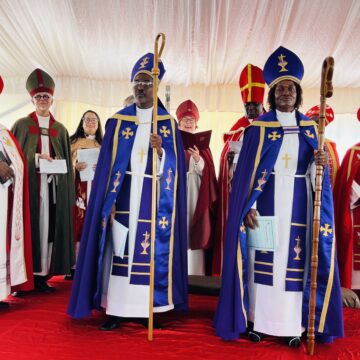 Va hala Elcin a talwa komhangu molwovabisofi  …Omahoololo vati kaa li pauyuuki