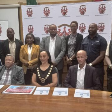 Keetmans managers sign performance agreements