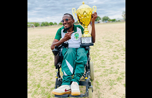 Paulus overcomes limits to lead Spitting Cobras