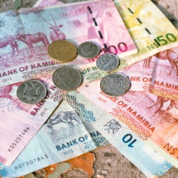 Ovakainhu va ninga oihakanwa yokukengelelwa keembaanga