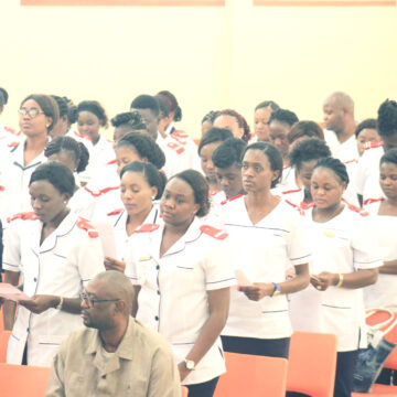 ǂUrusib ministeris ge 11 000 sîsensoade ra kuru 