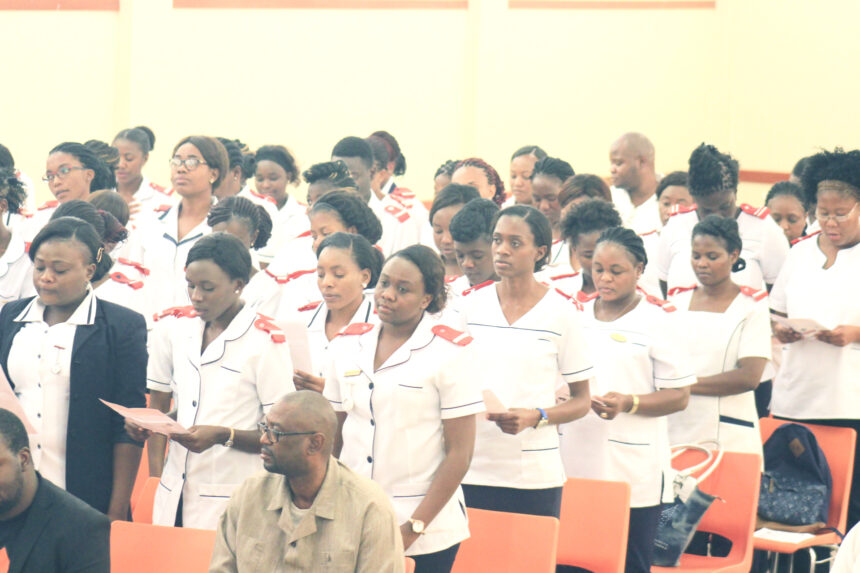 ǂUrusib ministeris ge 11 000 sîsensoade ra kuru 