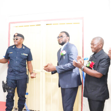 Ondangwas ge auton ǂgao|khādi ai ra dī|oa|oasa mūǂams di berosa go |hui-am