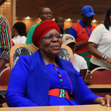 Oomeme ove li neekela muNNN  …Va hala a kondjife omahepeko ovakainhu nounona 