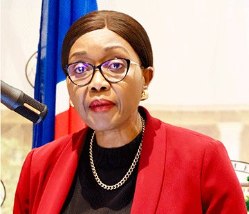 Speaker pushes patriotism over politics 