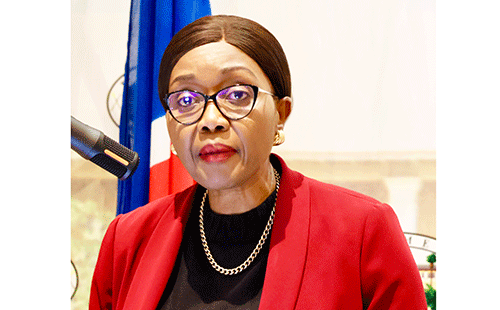 Speaker pushes patriotism over politics 