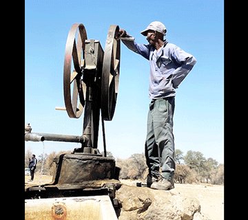 Water-shortage /Khomanin bemoan water woes