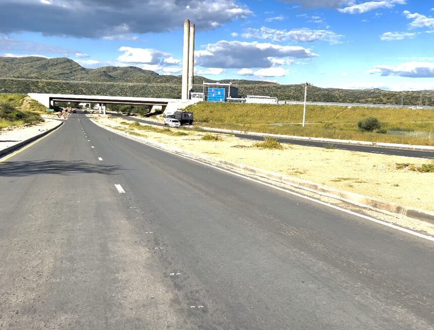 Weekend crashes claim eight lives 